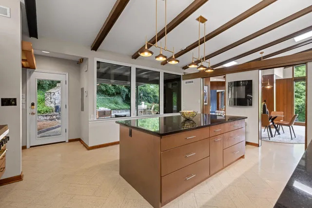 $1,399,900 | 702 South Crest Road, Chattanooga, TN 37404