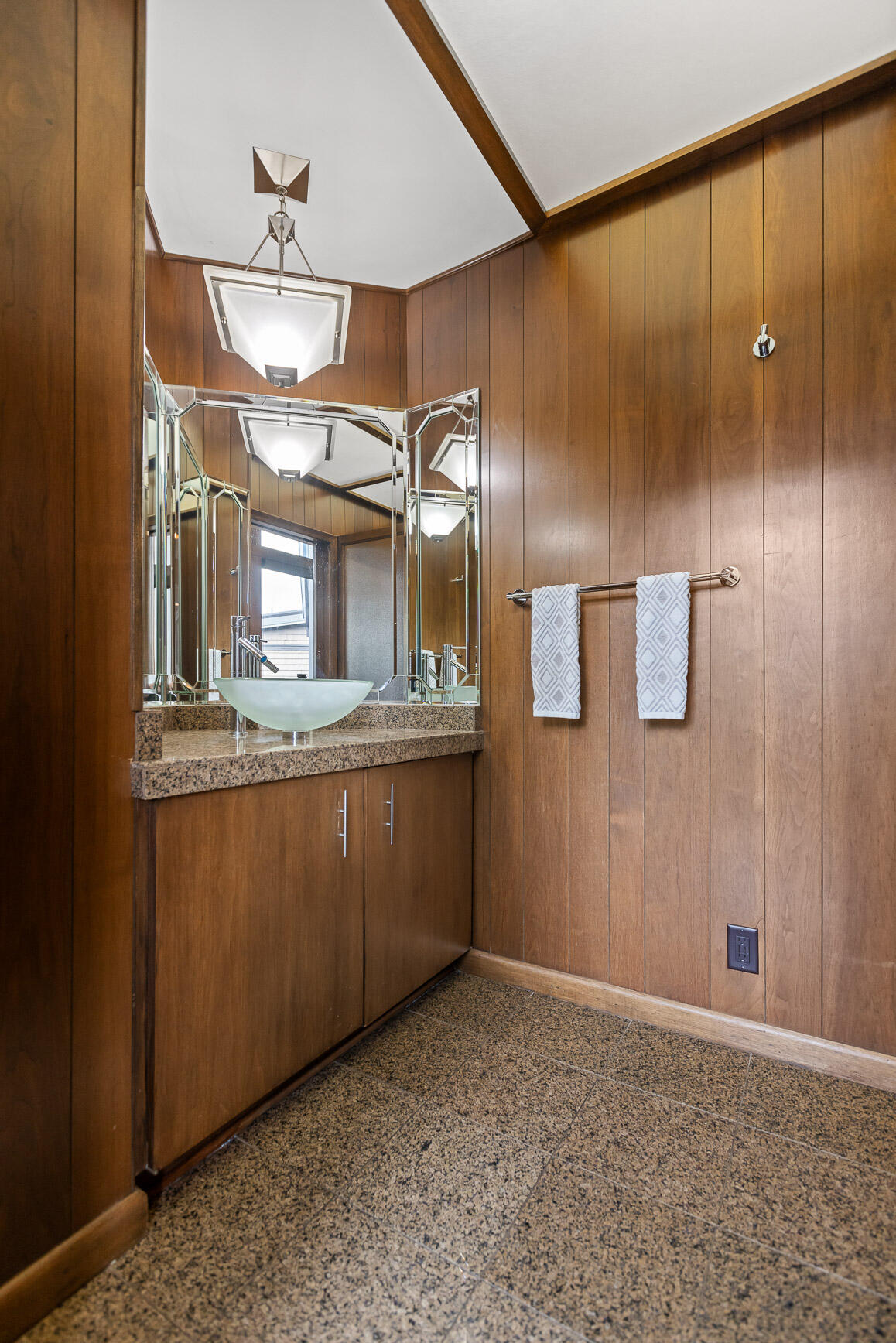 702 South Crest Road Chattanooga, TN 37404 - Photo 40 of 112 047-S Crest-47