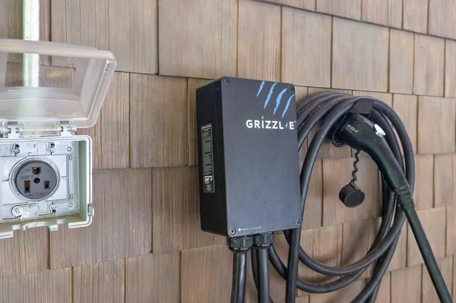 $1,399,900 | 702 South Crest Road, Chattanooga, TN 37404