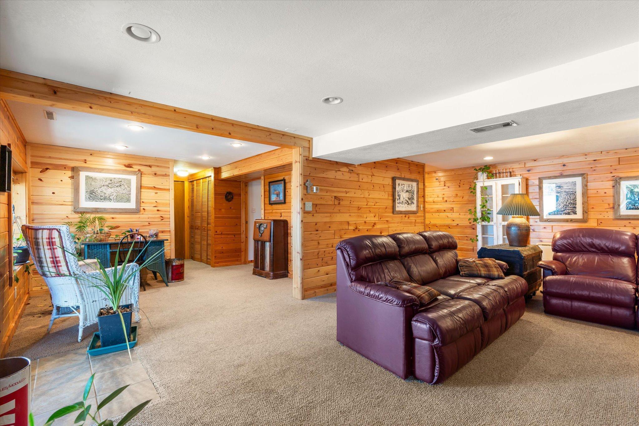 18986 Captive Lake Road Garrison, MN 56450 - Photo 19 of 40