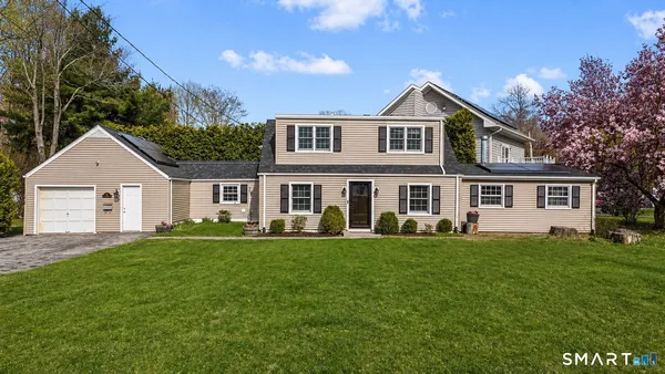 $698,000 | 11 Barmore Drive West, Stamford, CT 06905