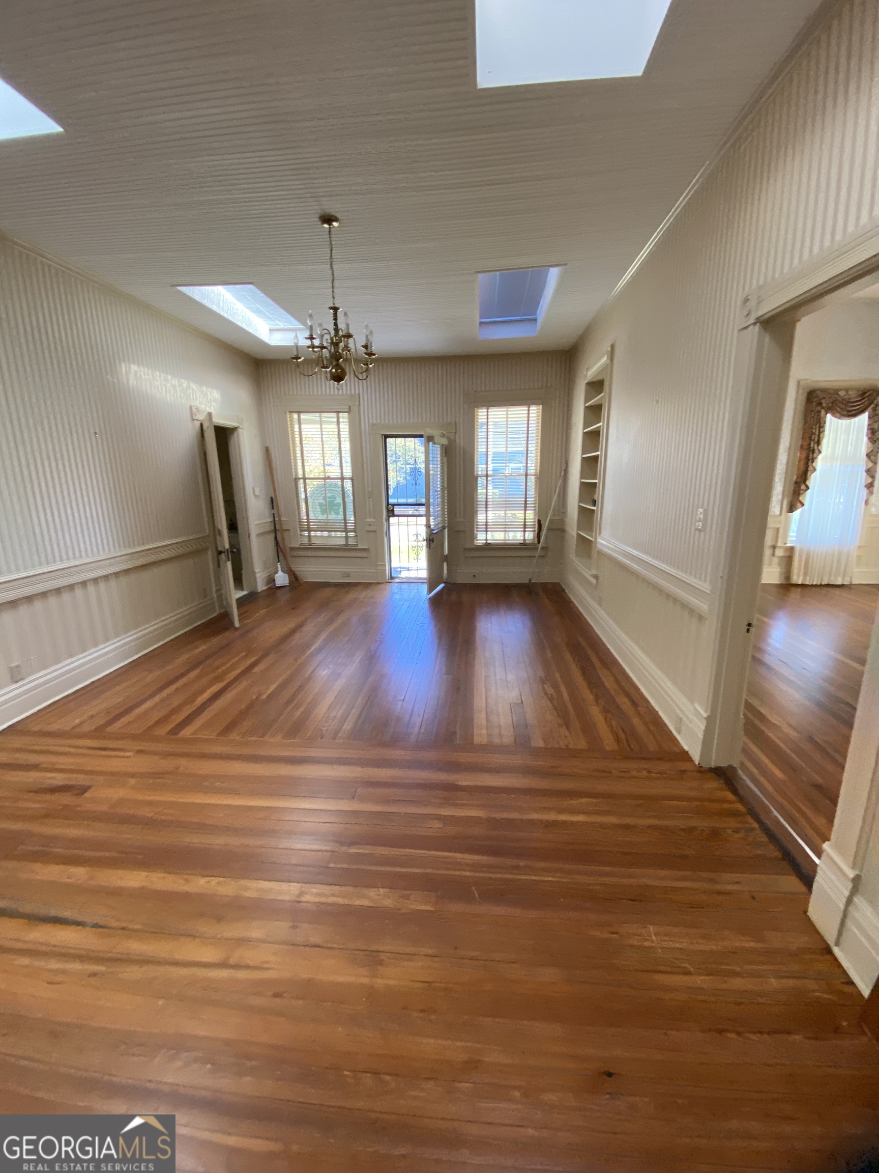 702 Bellevue Avenue Dublin, GA 31021 - Photo 7 of 11