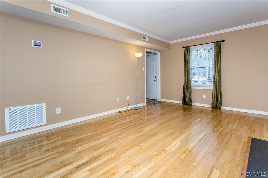 3006 Sagegrove Road Midlothian, VA 23112 - Photo 6 of 21 Living Room