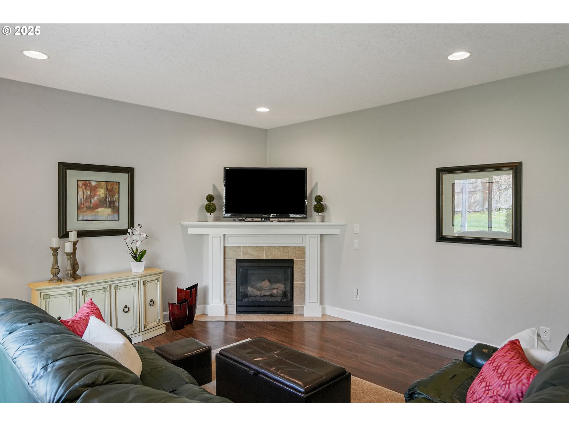 1832 Northwest Olivia Circle Albany, OR 97321 - Photo 24 of 48 a living room with furniture and a fireplace