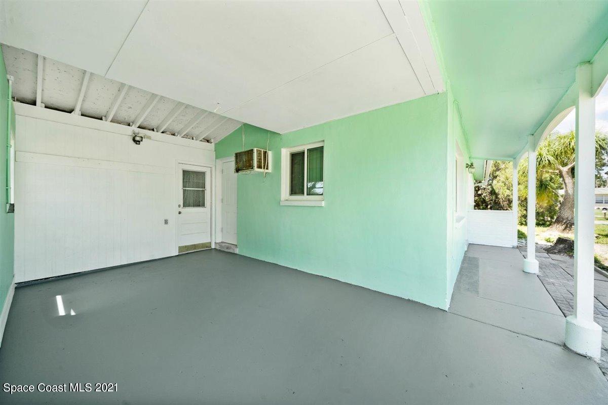2331 Warwick Road Melbourne, FL 32935 - Photo 7 of 29 Carport