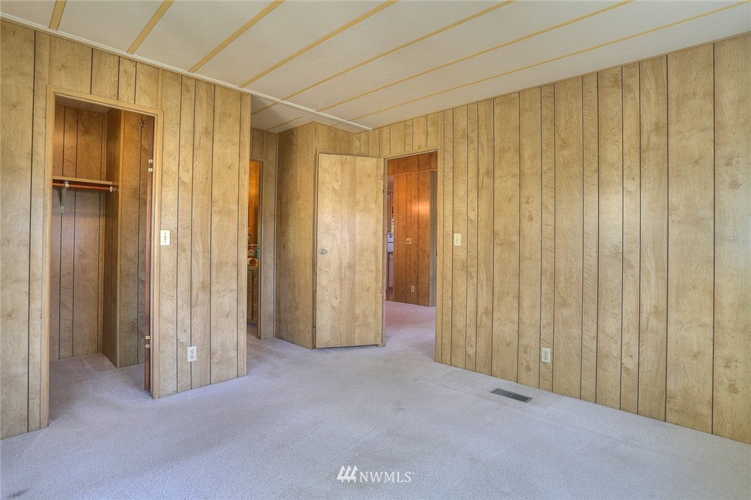 1025 236th Place Southwest Bothell, WA 98021 - Photo 12 of 25
