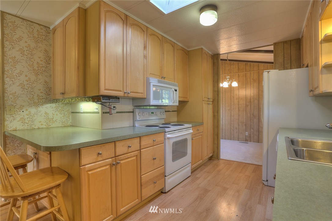 1025 236th Place Southwest Bothell, WA 98021 - Photo 4 of 25