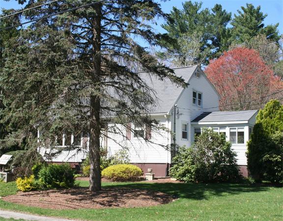 5 Governor Saltonstall Road Billerica, MA 01821 - Photo 2 of 16 Gallery Image 2