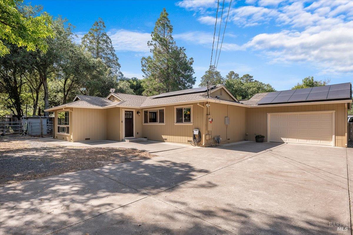 8030 Elphick Road Sebastopol, CA 95472 - Photo 2 of 36