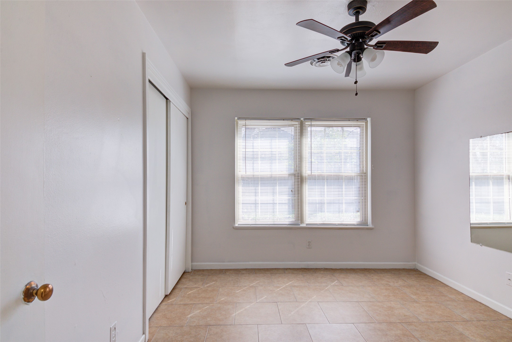 11811 Sleepy Hollow Road Manchaca, TX 78652 - Photo 23 of 35 a view of an empty room with a window