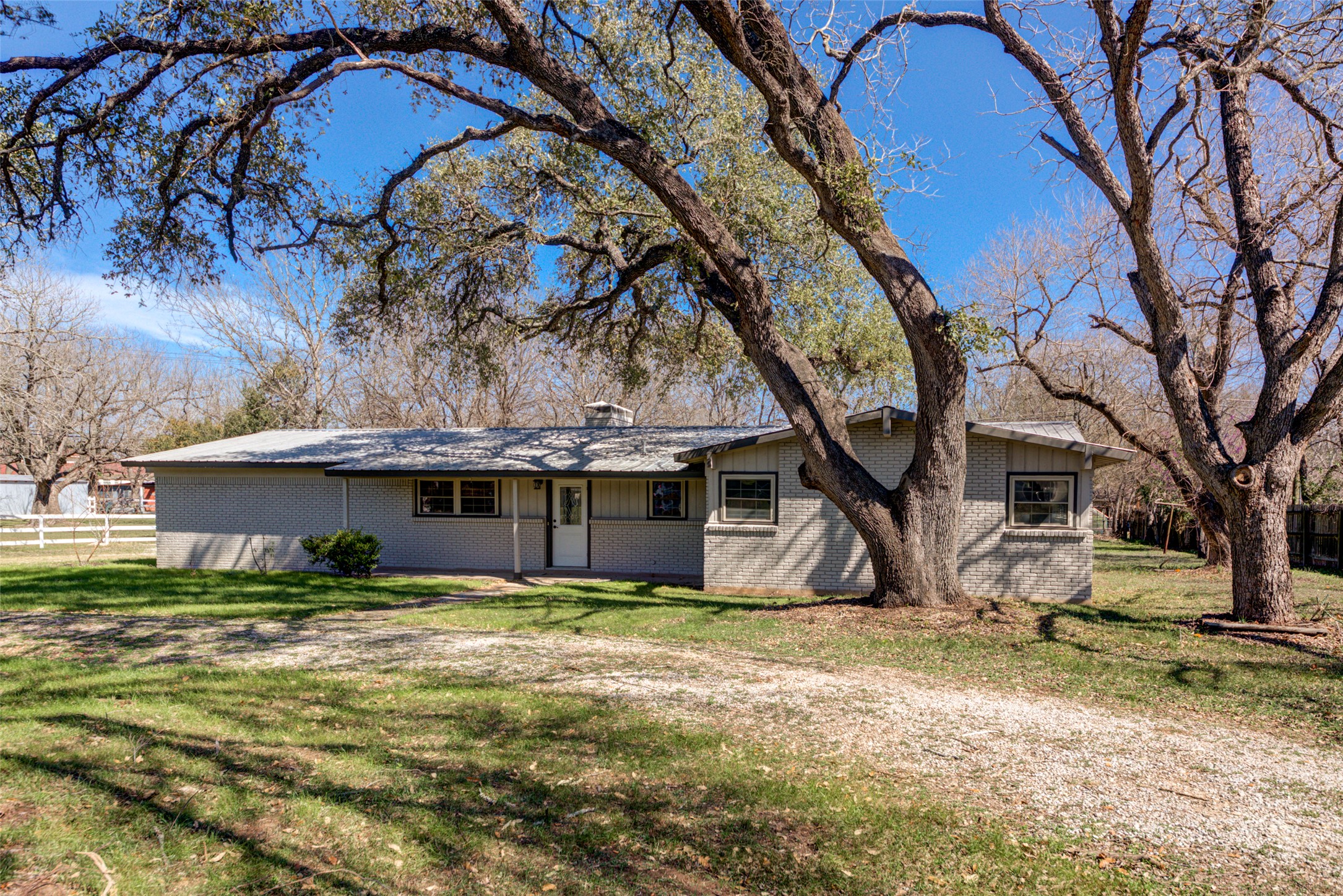 11811 Sleepy Hollow Road Manchaca, TX 78652 - Photo 3 of 35 a view of a house with a yard