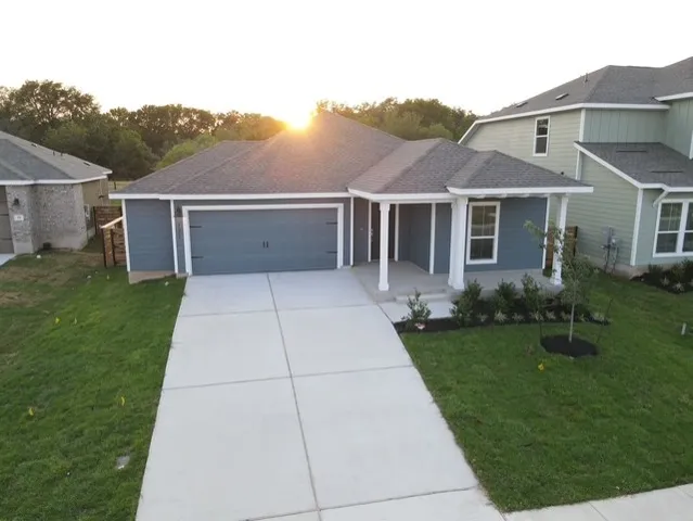 $2,295 | 121 Keefer, Kyle, TX 78640