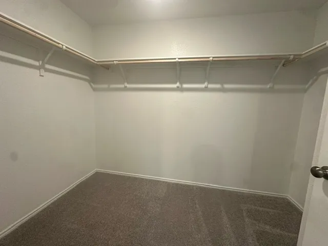 $2,295 | 121 Keefer, Kyle, TX 78640