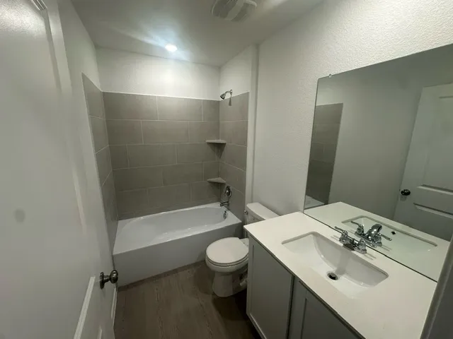 $2,295 | 121 Keefer, Kyle, TX 78640