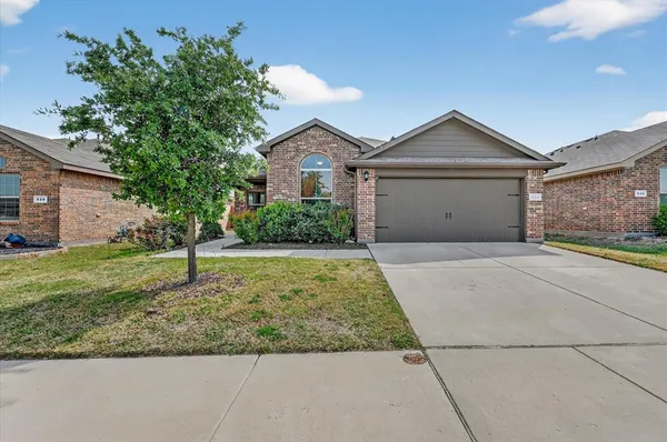 $275,000 | 824 Rutherford Drive, Crowley, TX 76036