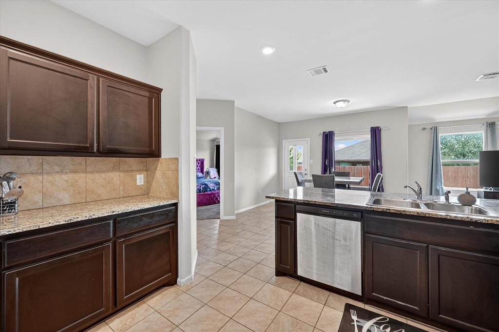 824 Rutherford Drive Crowley, TX 76036 - Photo 13 of 39