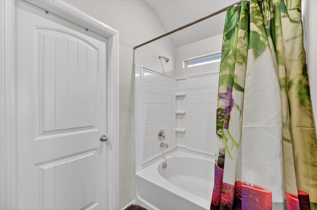 824 Rutherford Drive Crowley, TX 76036 - Photo 23 of 39