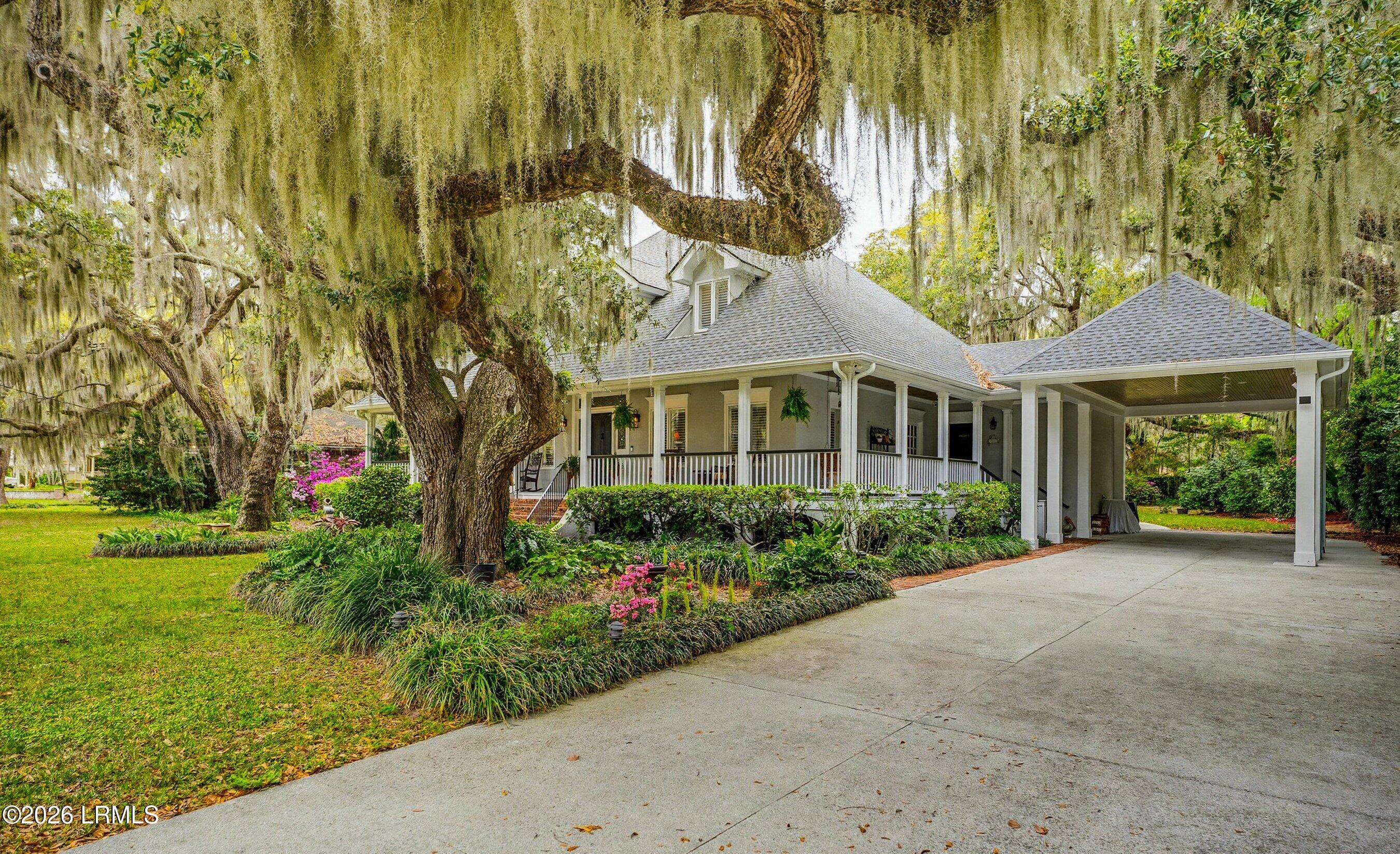 151 Spanish Point Drive Beaufort, SC 29902 - Photo 33 of 34 Porte Cochere