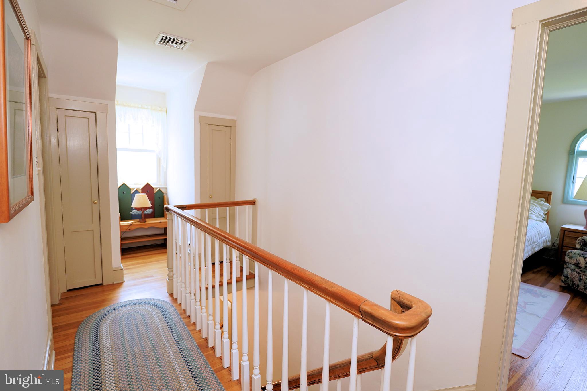58 Mountainview Road Ewing, NJ 08628 - Photo 25 of 47 Hallway-UpperLevel