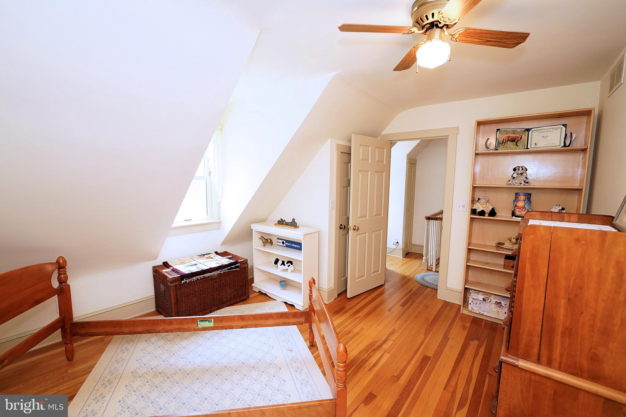 58 Mountainview Road Ewing, NJ 08628 - Photo 36 of 47 Bedroom 3-Two Closets