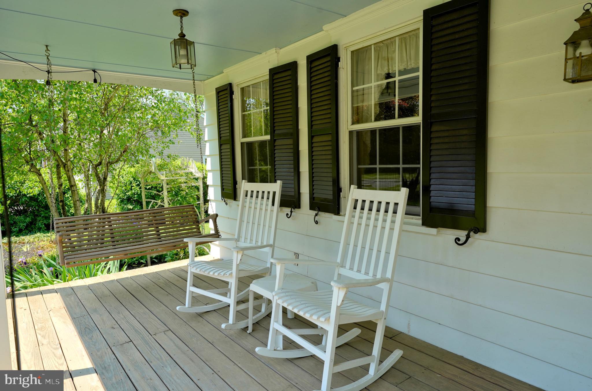 58 Mountainview Road Ewing, NJ 08628 - Photo 4 of 47 Front Porch