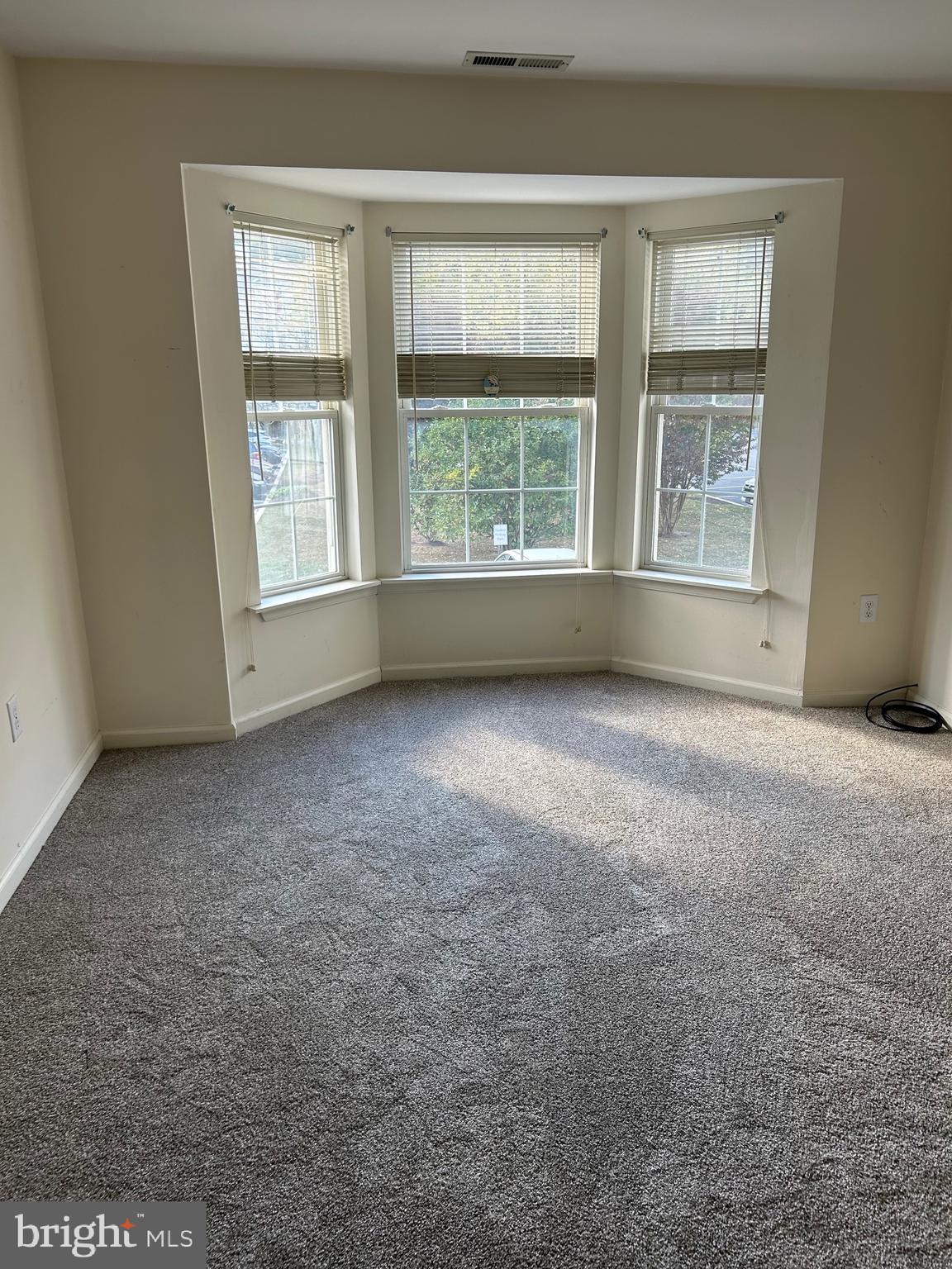 1209 Independence Way Newark, DE 19713 - Photo 20 of 28 2nd bedroom with bay window