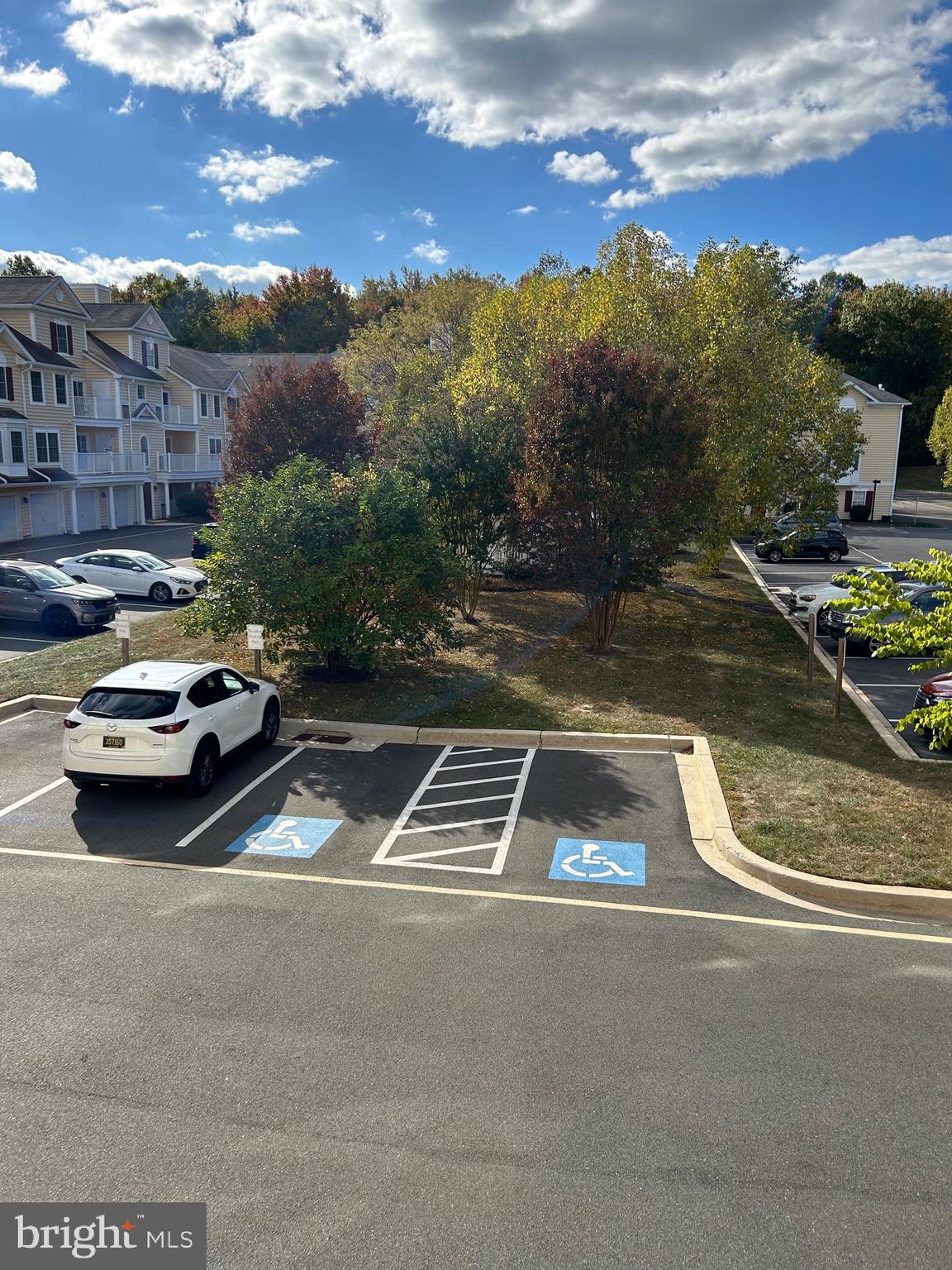 1209 Independence Way Newark, DE 19713 - Photo 27 of 28 View from balcony overlooking courtyard