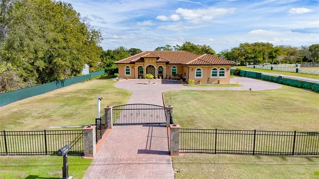 $1,100,000 | 3451 Michigan Avenue, St. Cloud, FL 34769