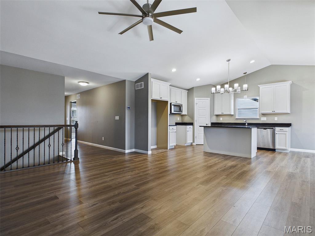 7990 Sonora Ridge Caseyville, IL 62232 - Photo 19 of 44