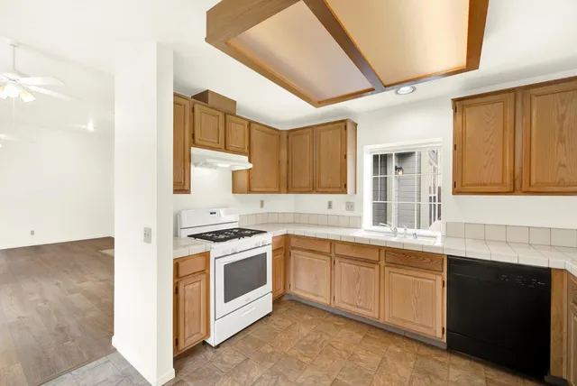 $439,000 | 8609 Valley Rim Way, Antelope, CA 95843