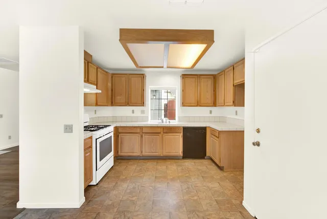 $439,000 | 8609 Valley Rim Way, Antelope, CA 95843