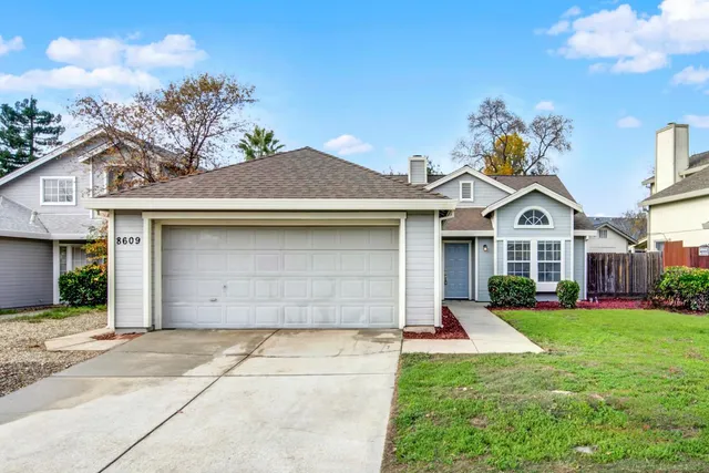 $439,000 | 8609 Valley Rim Way, Antelope, CA 95843