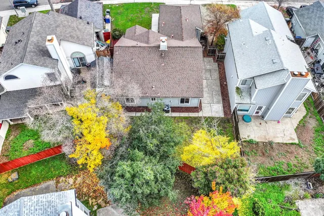 $439,000 | 8609 Valley Rim Way, Antelope, CA 95843