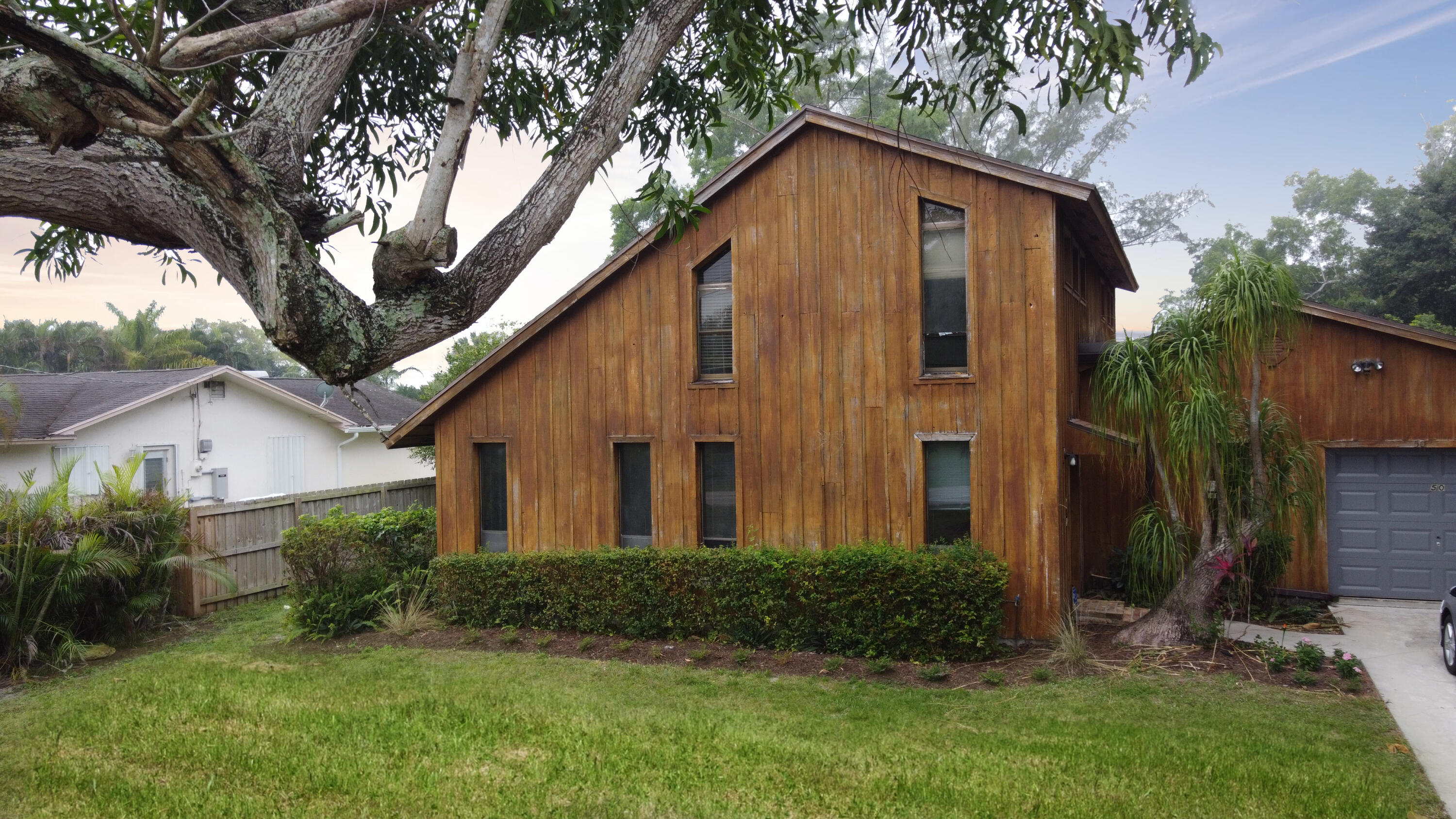 50 Akron Road Lake Worth, FL 33467 - Photo 2 of 33 002