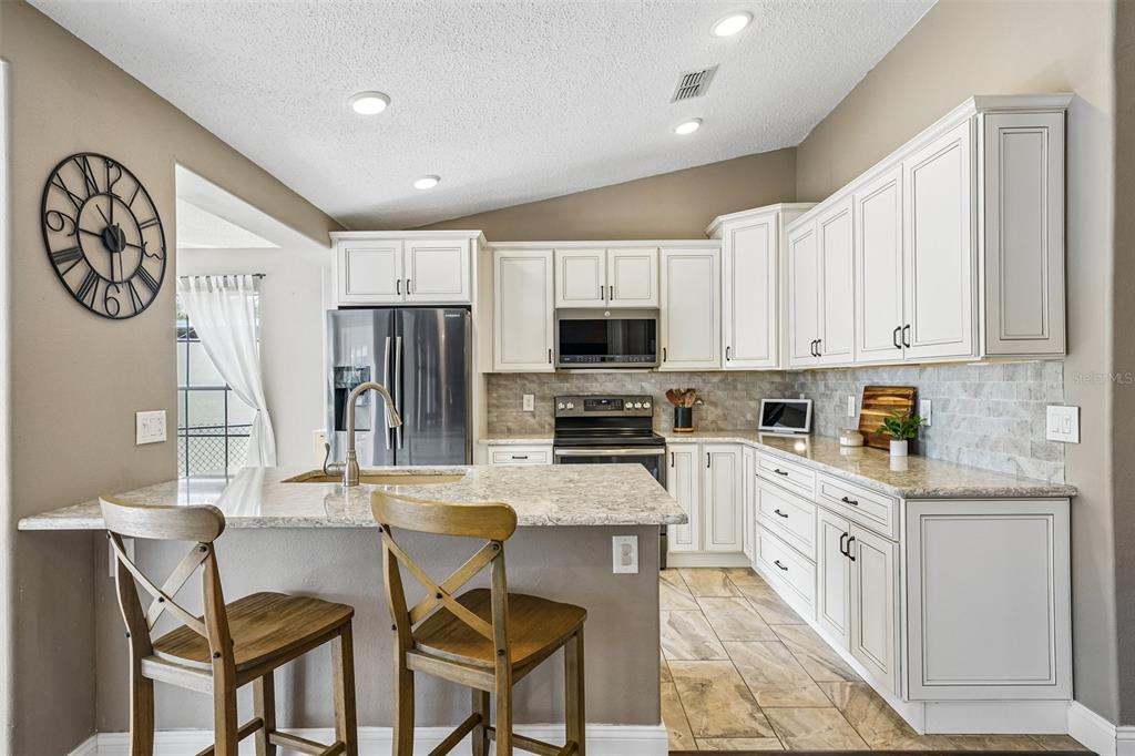 9803 Middlecoff Drive New Port Richey, FL 34655 - Photo 10 of 42