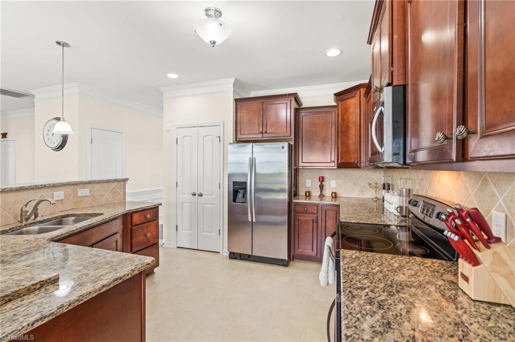 4607 White Beard Road High Point, NC 27265 - Photo 15 of 48