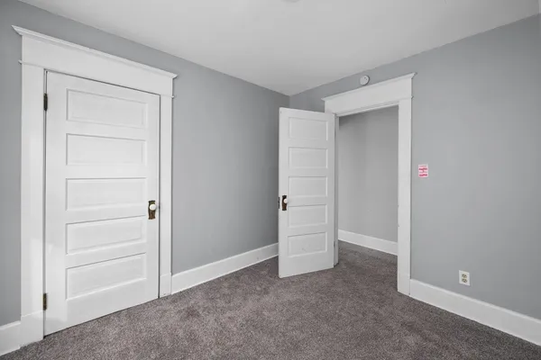 $1,600 | 1321 West 13th Street, Davenport, IA 52804
