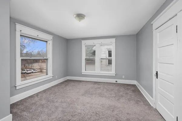 $1,600 | 1321 West 13th Street, Davenport, IA 52804