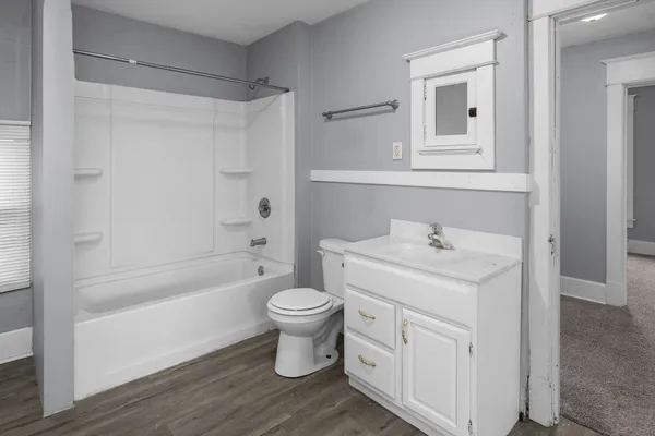 $1,600 | 1321 West 13th Street, Davenport, IA 52804