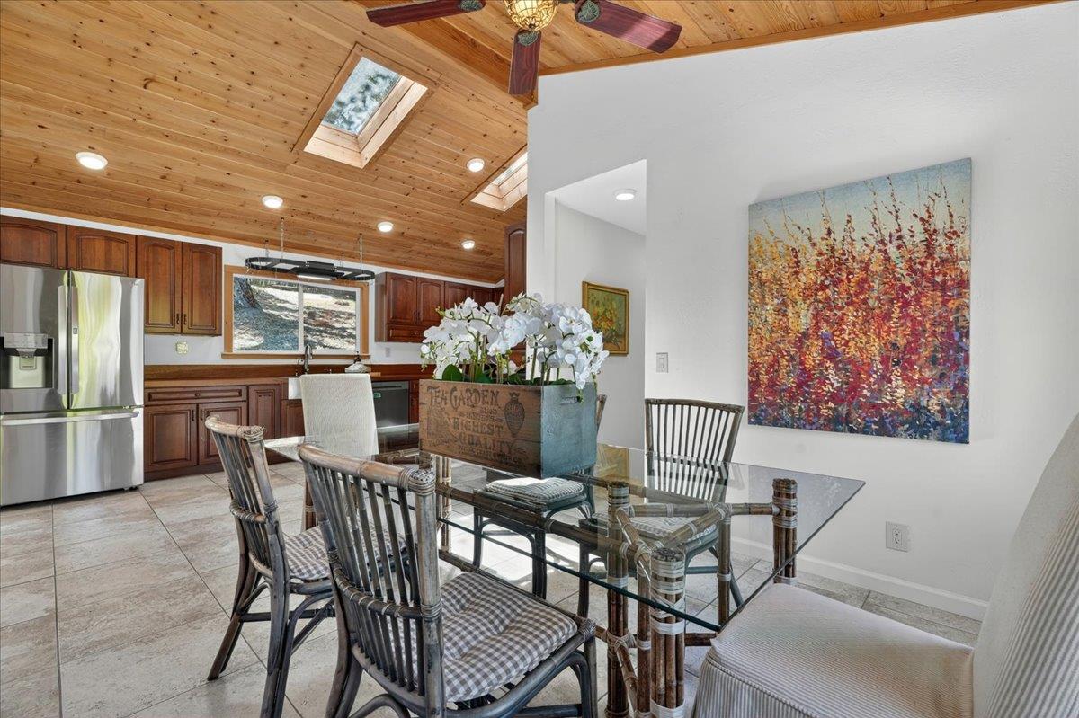 70 Corral De Tierra Road Salinas, CA 93908 - Photo 11 of 52