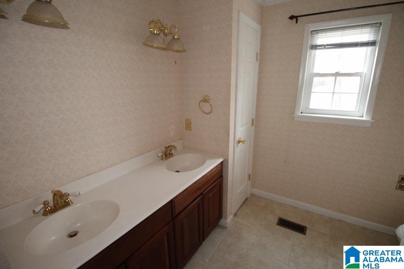 2657 Main Street Sumiton, AL 35148 - Photo 17 of 24
