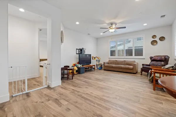$724,999 | 1640 Carrara Lane, Ripon, CA 95366