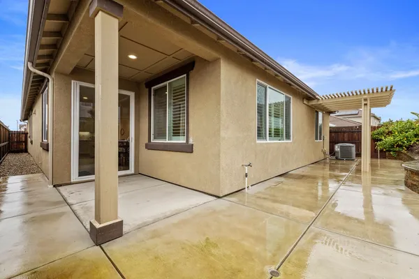 $724,999 | 1640 Carrara Lane, Ripon, CA 95366