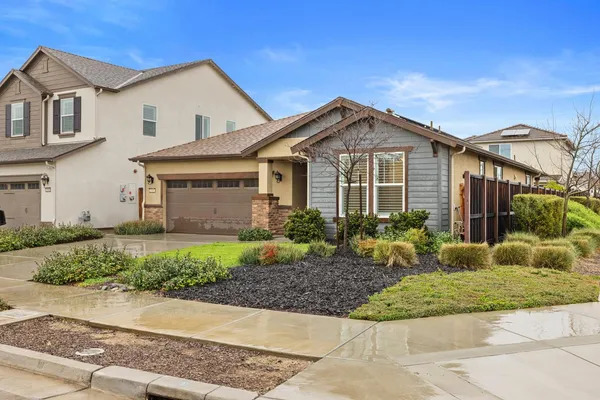 $724,999 | 1640 Carrara Lane, Ripon, CA 95366