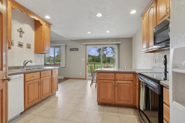 $289,900 | 498 Ridgeway Court, Brillion, WI 54110