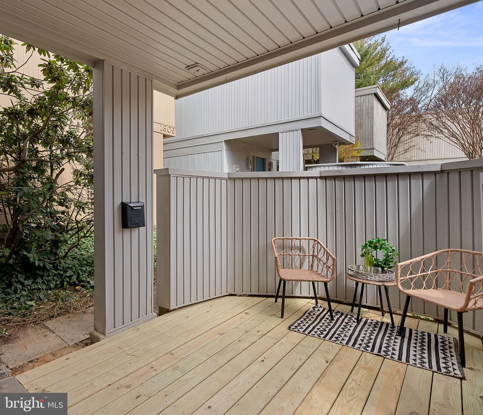 1808 North Shore Court Reston, VA 20190 - Photo 3 of 50 Gallery Image 3