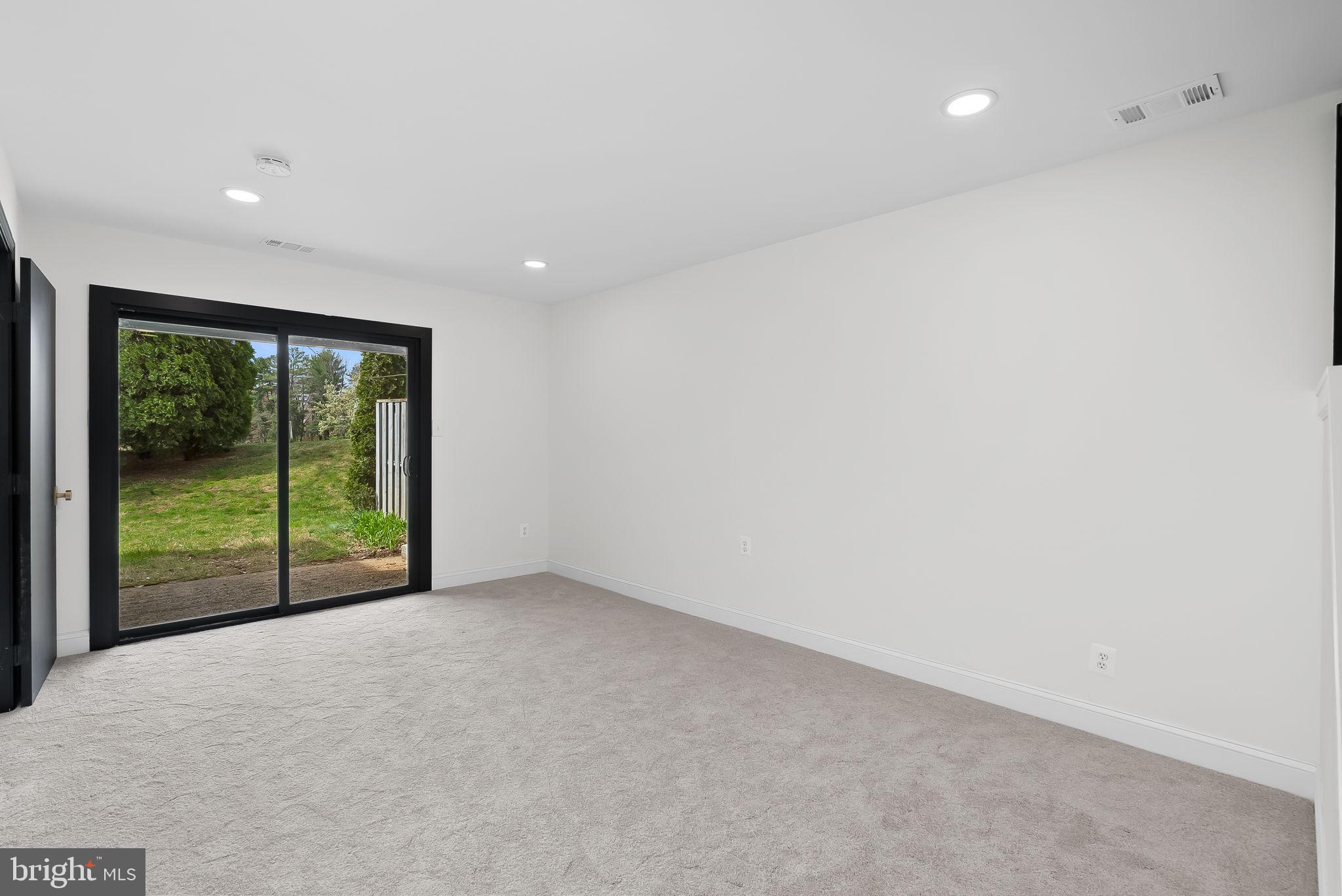 1808 North Shore Court Reston, VA 20190 - Photo 45 of 50 Gallery Image 45