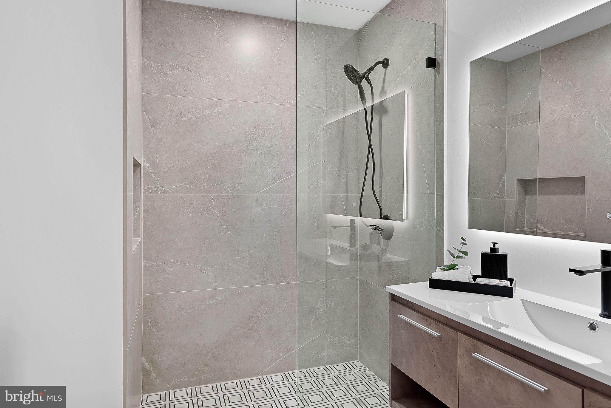 1808 North Shore Court Reston, VA 20190 - Photo 47 of 50 Gallery Image 47