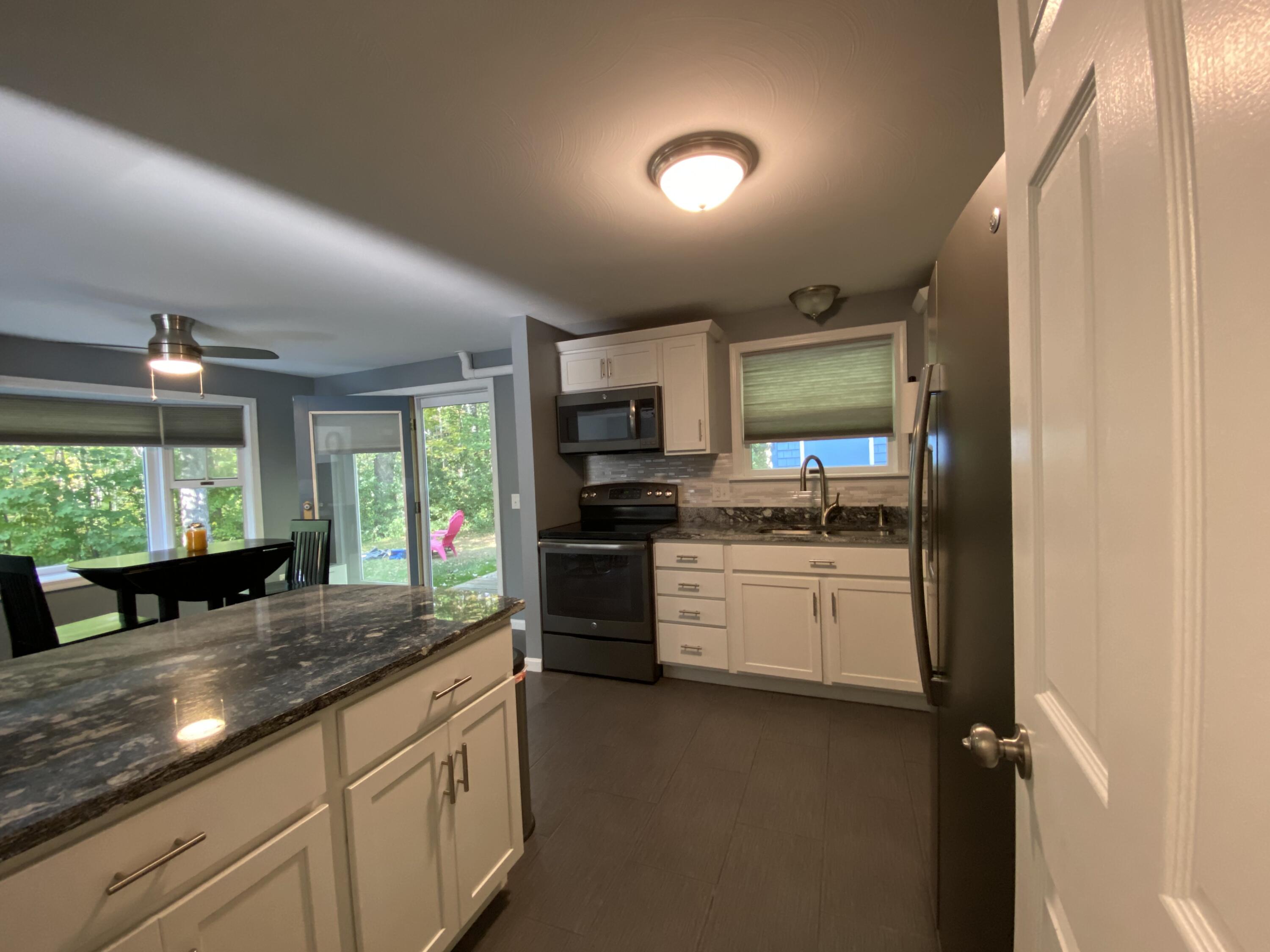 76 Baldwin Drive, Unit 76 Bangor, ME 04401 - Photo 10 of 39 IMG_2290