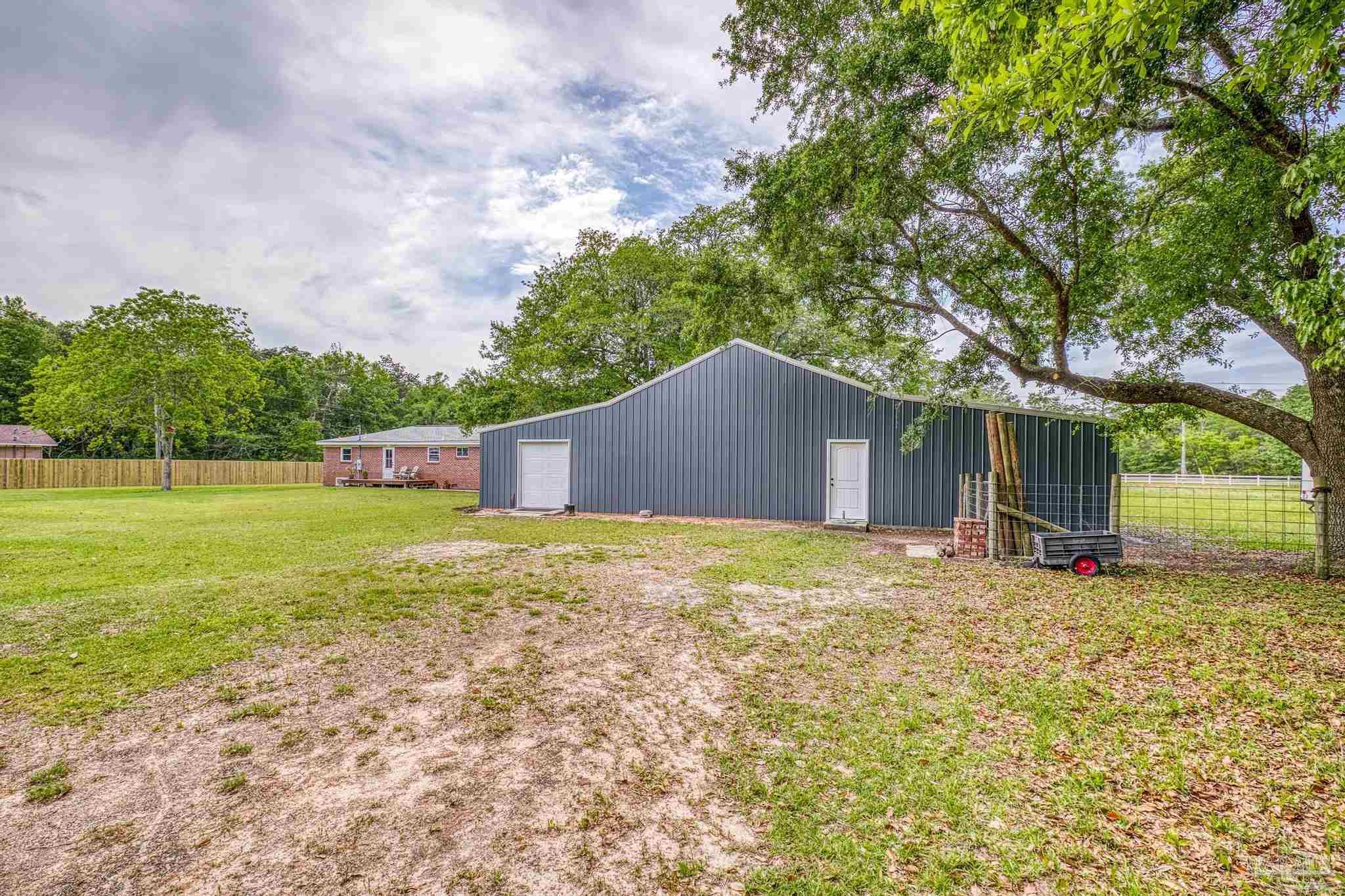 1850 Garcon Point Road Milton, FL 32583 - Photo 39 of 68